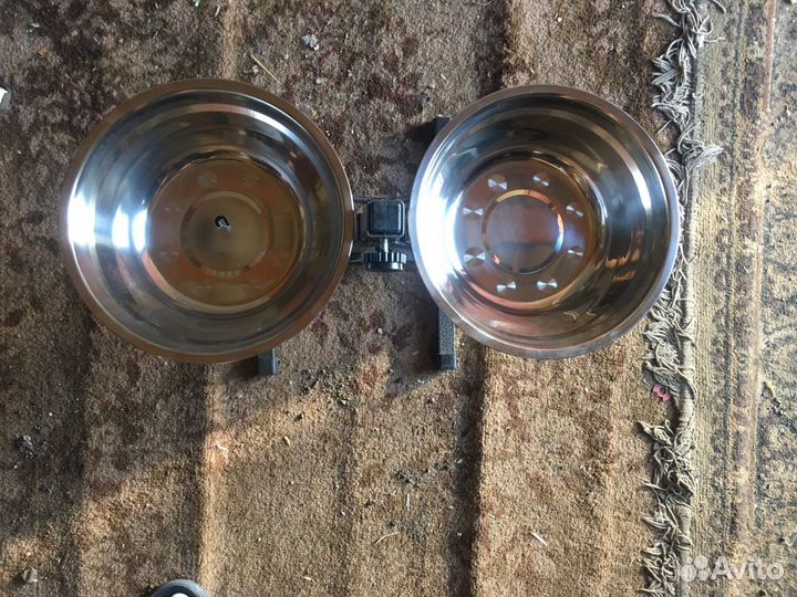 Миски на подставке для собак крупных