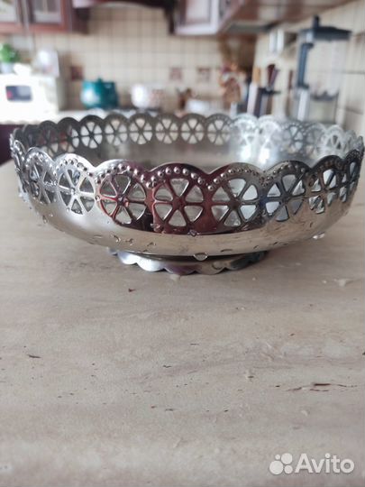 Блюдо, ваза на ножке, рюмки Дядьково