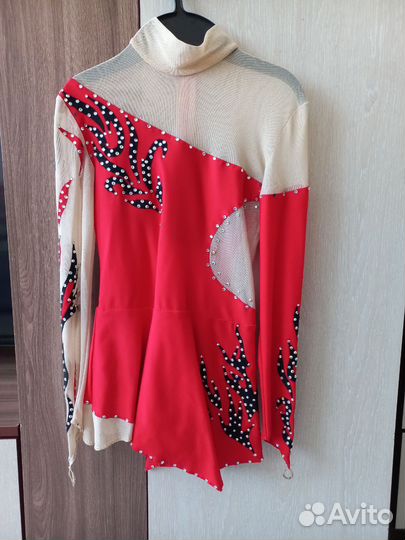 Костюм для фигурного катания