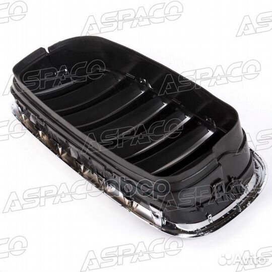 Решетка радиатора правая (R) BMW X5 E70 (07-13)