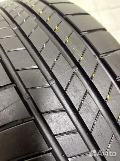 Bridgestone Turanza T005 215/60 R16 95V