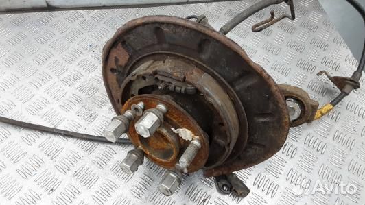 Ступица задняя правая land rover range rover sport