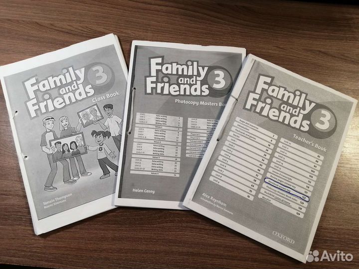 Family and Friends 3 class book