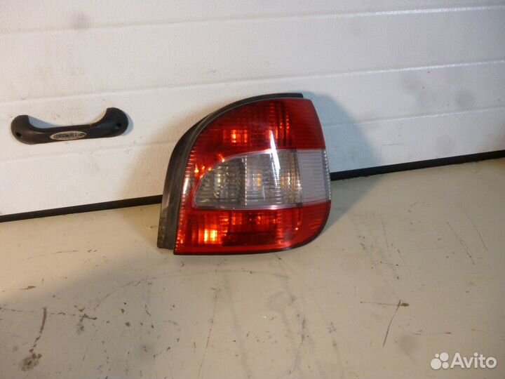 Фонарь задний правый Renault Scenic RX4