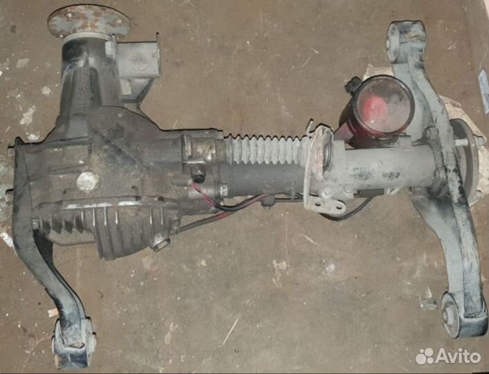 Передний редуктор от Mitsubishi Pajero 4
