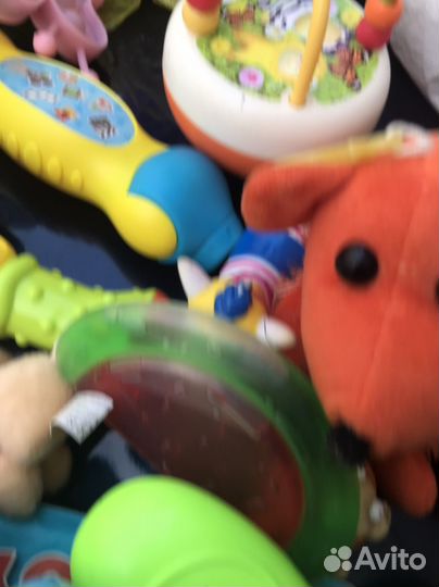 Развивающие игрушки для малышей пакетом