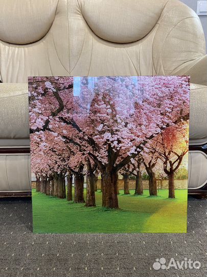 Картина на стекле 48*48 см