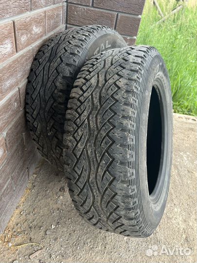 Continental ContiCrossContact AT 215/65 R16