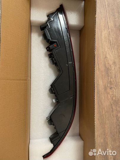 Фонарь задний в бампер левый Audi Q5 II FY c 2017г