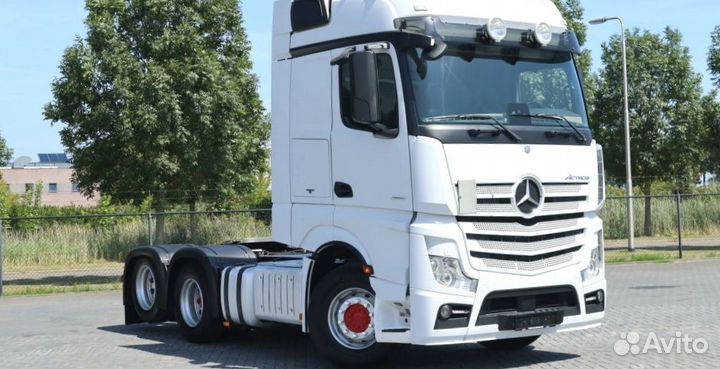 Pазбираем грузовик Mercedes-Benz Actros mpiv с 201