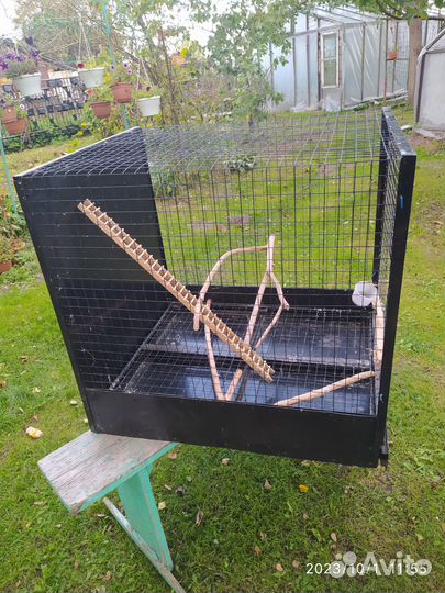 Клетка для попугая корелла