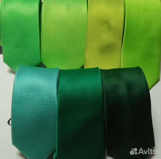 Зелёный мятный галстук