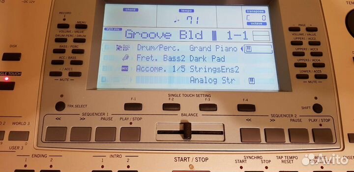 Синтезатор korg PA 50