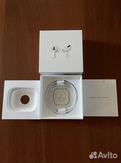 Наушники Apple AirPods Pro