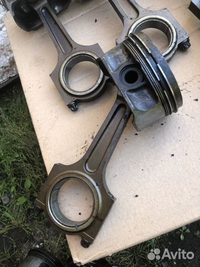 Поршень с шатуном m62b44