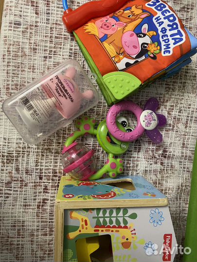 Развивающие игрушки пакетом