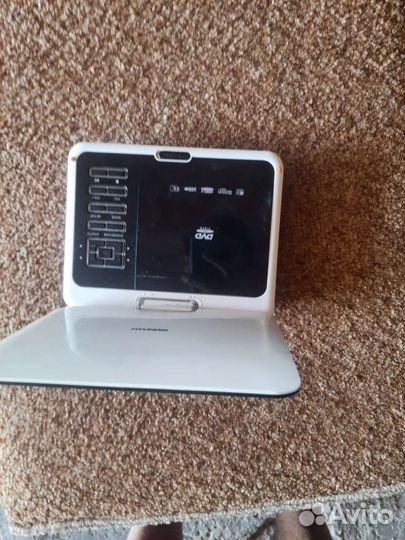 Портативный видеопроигрыватель