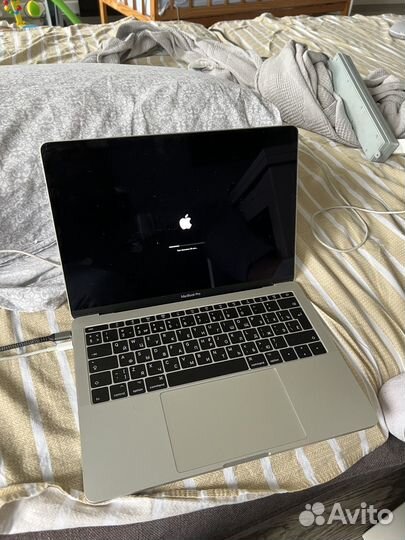 Macbook pro 13 2017 256gb