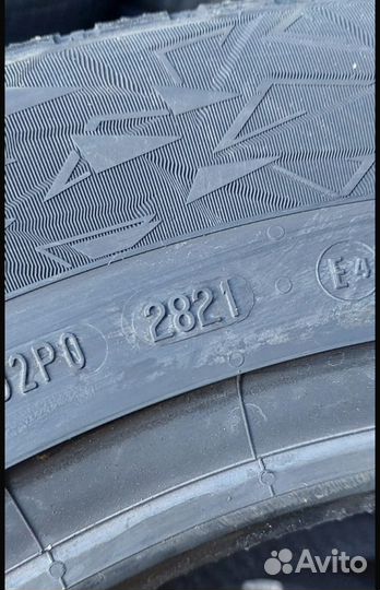 Continental IceContact 3 215/65 R17 103T