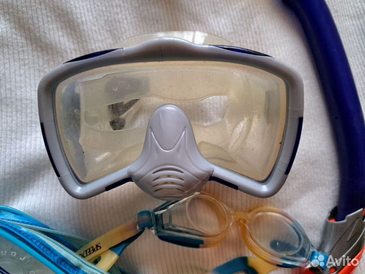 Маска для подводного плавания с трубкой