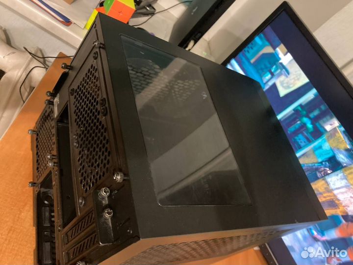 Корпус Corsair Obsidian 250d