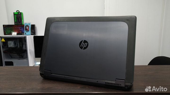 Большой ноутбук HP core i5 с двумя видеокартами