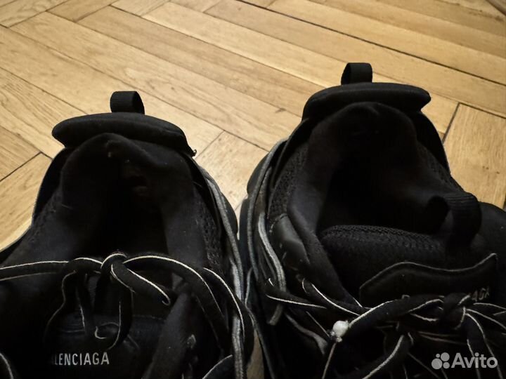 Balenciaga track 1 оригинал