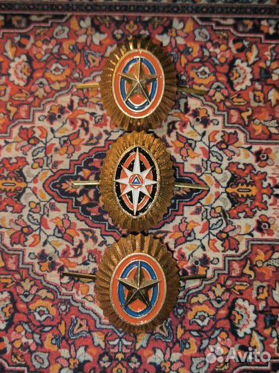 Кокарда мчс