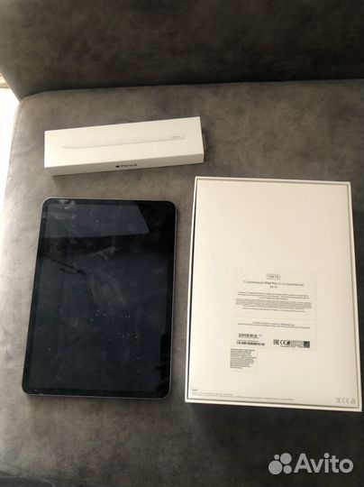 iPad pro 2020, 128GB Wi-Fi + apple pencil