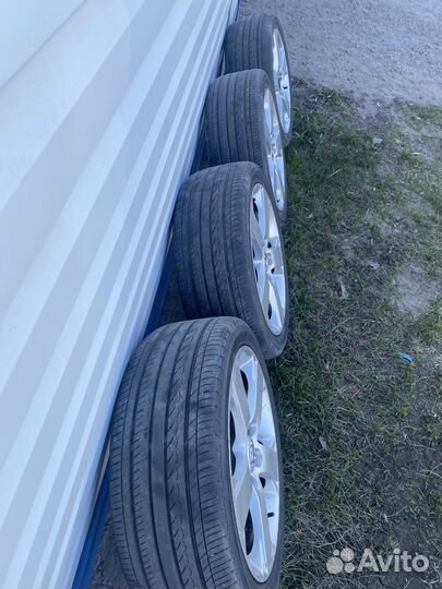 R17 Yokohama Advan dB V551 215/45, PCD 5x114.3 DIA 52.5