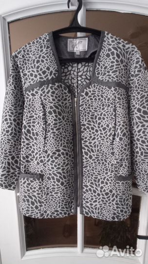 Жакет женский,56