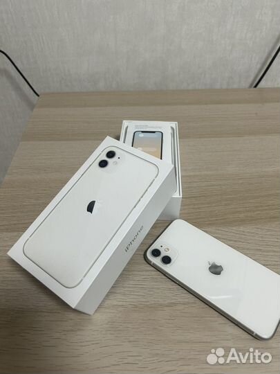 iPhone 11, 128 ГБ