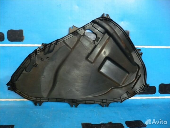 Lexus RX Обшивка двери внутренняя б/у.оригинал