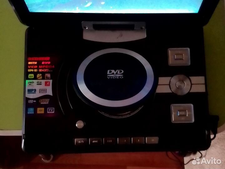 Портативный двд,тв, проигрыватель