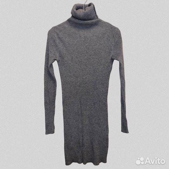 Платье вязаное