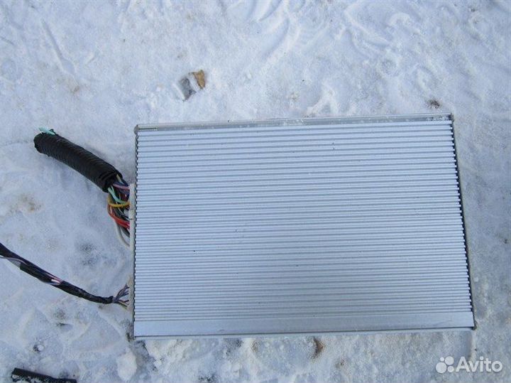 Усилитель магнитофона Toyota Harrier MCU36 1MZ-FE