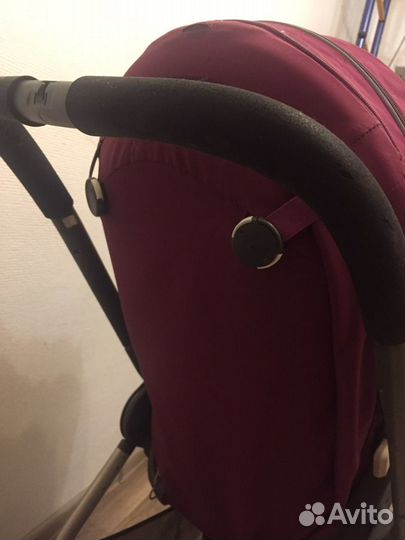 Прогулочная коляска stokke