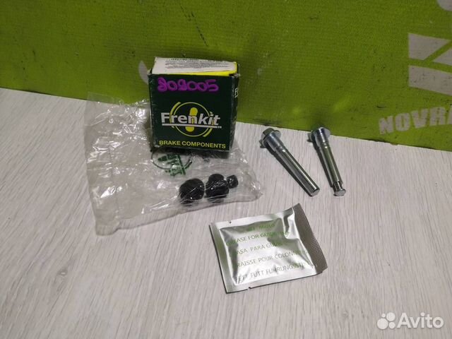 Направляющая (кузов наружные) Митсубиси Лансер 9