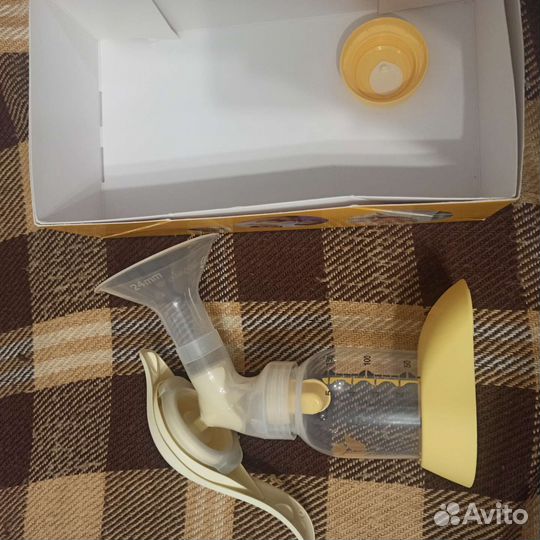 Молокоотсос medela ручной