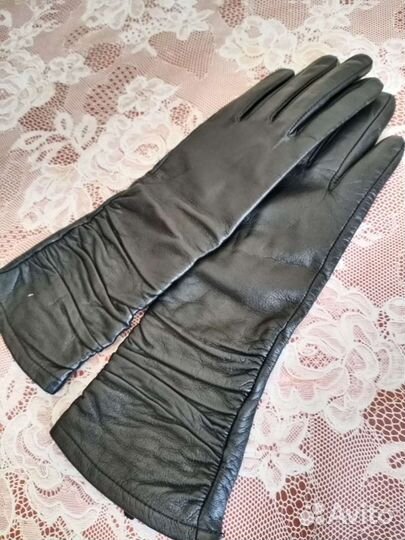 Перчатки женские кожаные новые