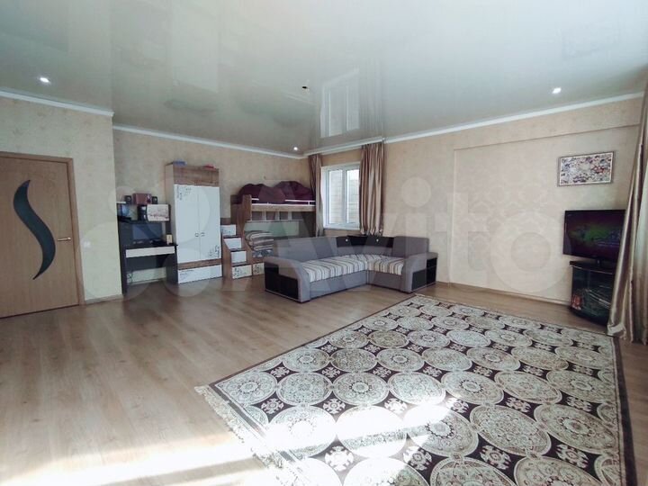 2-к. квартира, 83 м², 4/5 эт.