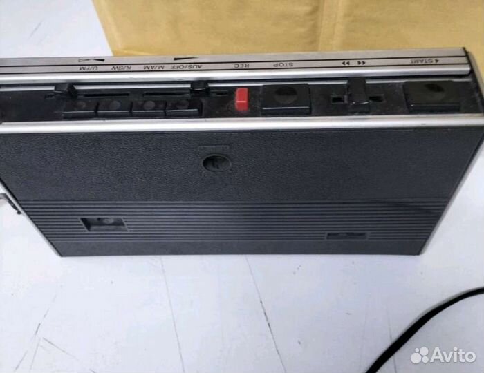 Радиоприемник Grundug C2001