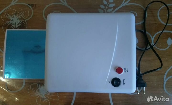 Лампа для ногтей