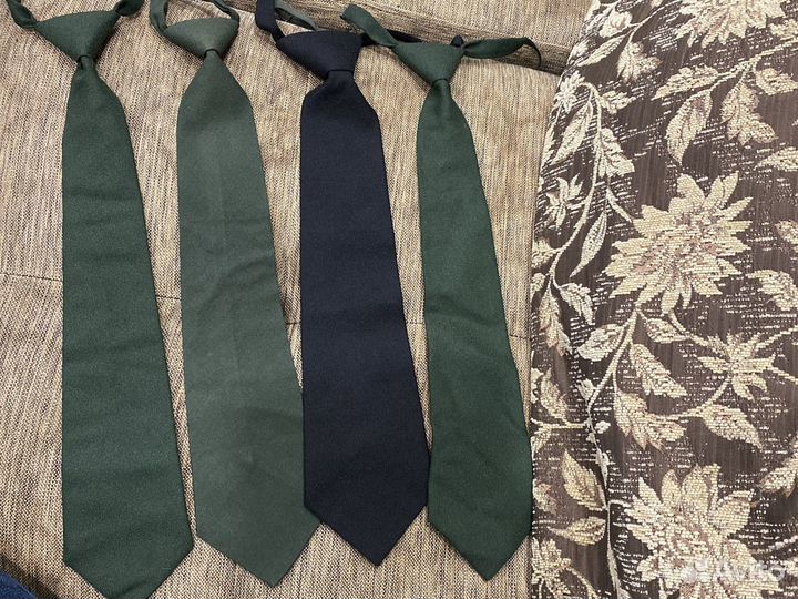 Галстук военный