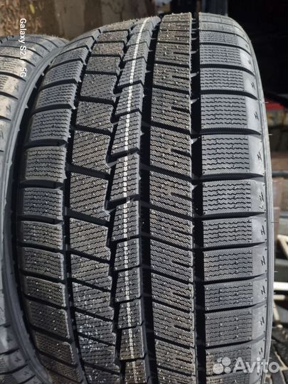 Boto BS68 245/40 R18 97H