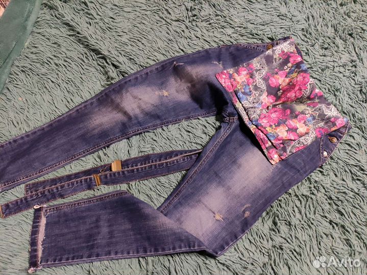 Джинсовый комбинезон