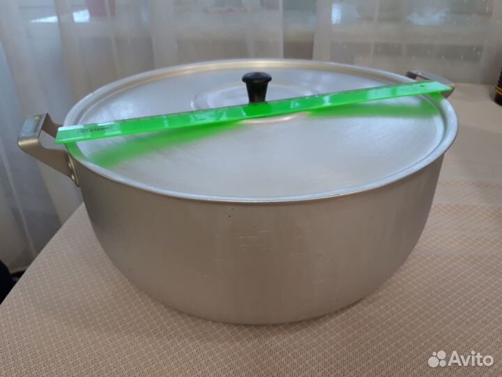 Кастрюля алюминиевая большая