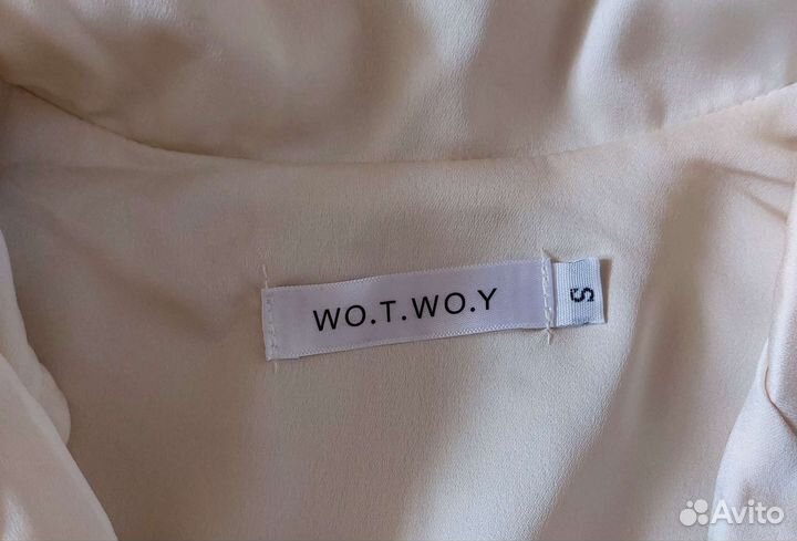 Женская рубашка атласная размер S