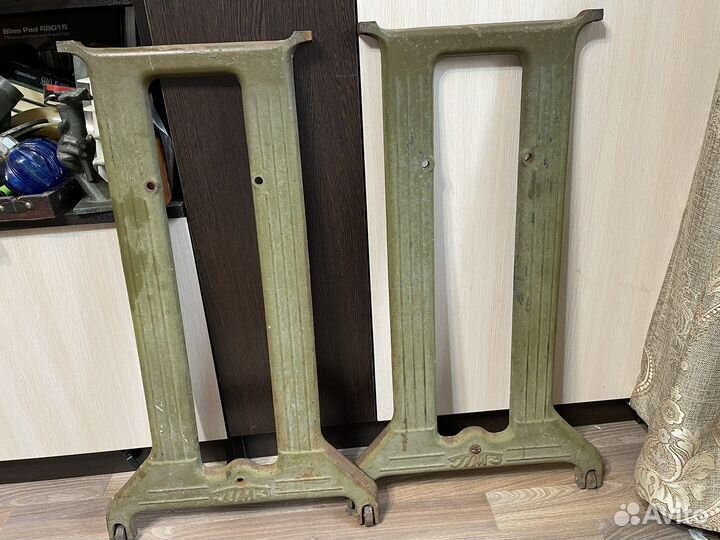 Станеа чугун для столика или мангала ретро