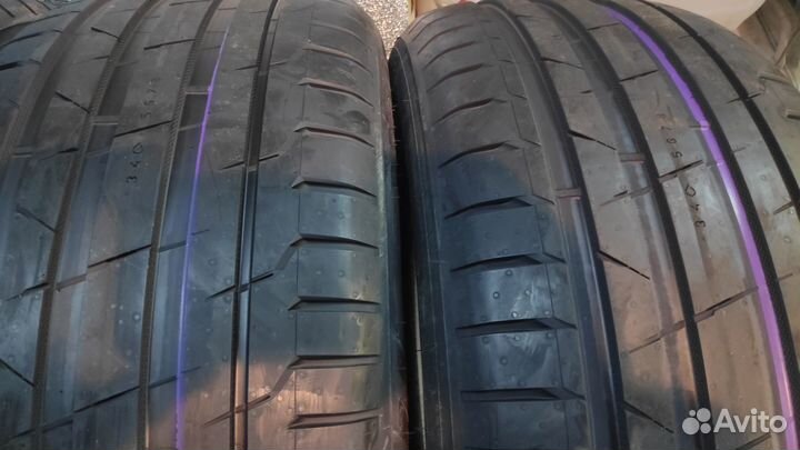 Nokian Tyres Hakka Black 2 SUV 275/50 R21 113Y